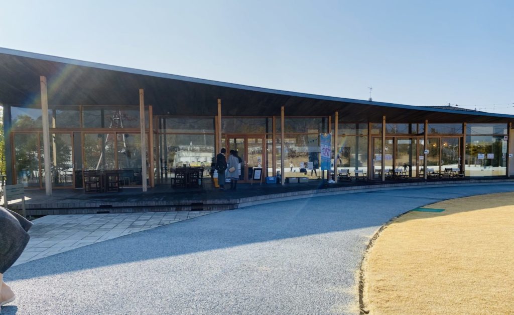 みんなの公園のカフェ