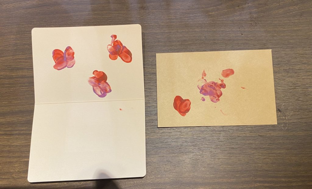 フィンガーペインティング