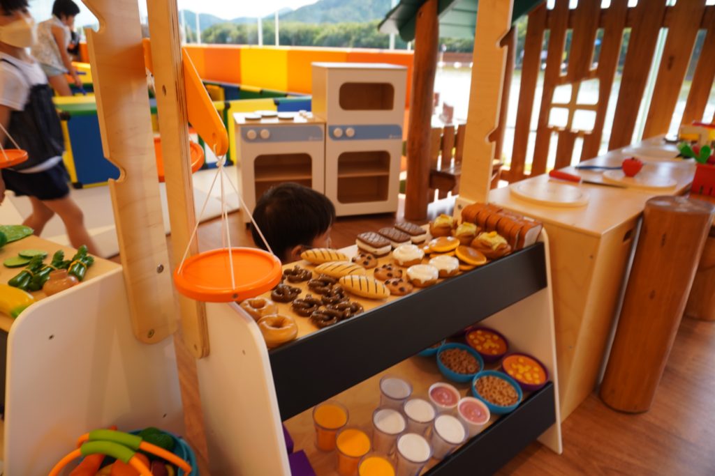 モーヴィからつのおままごとコーナー